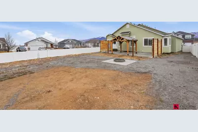 927 N Petro Dr W, Tooele, UT 84074 - Photo 28