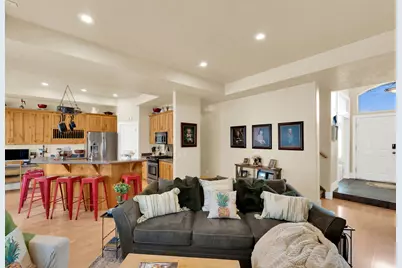 136 N 700 W, Kaysville, UT 84037 - Photo 8