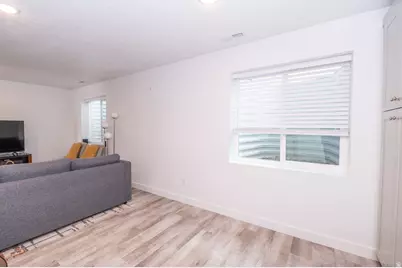 598 Plum Ln, Ogden, UT 84404 - Photo 6