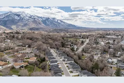 598 Plum Ln, Ogden, UT 84404 - Photo 30