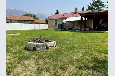 585 E 400 S, River Heights, UT 84321 - Photo 16