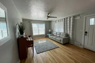 585 E 400 S, River Heights, UT 84321 - Photo 2