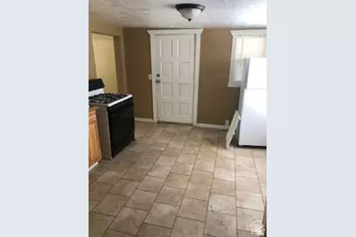 848 E Wood St, Ogden, UT 84404 - Photo 8