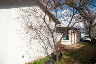 680 N Main St Trlr E-11, Kaysville, UT 84037 - Photo 28