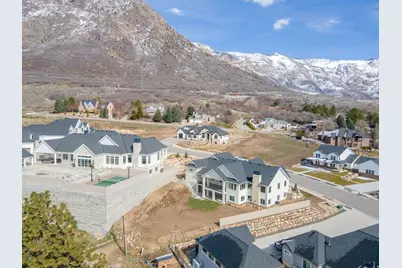 4481 N 250 W, Pleasant View, UT 84414 - Photo 6