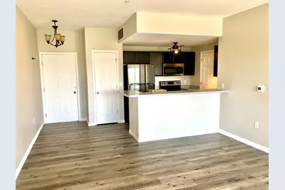 194 W Albion Village Way #303, Sandy, UT 84070 - Photo 2