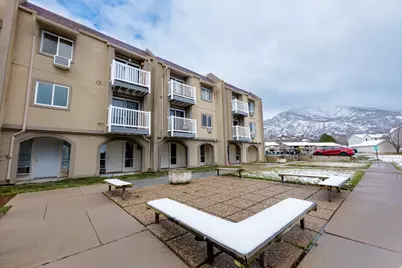5660 S Meadow Ln #140, Ogden, UT 84403 - Photo 2