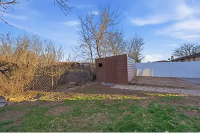 6869 S Larabrook Way W, West Jordan, UT 84084 - Photo 38