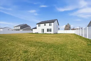 768 E 1100 S, Hyrum, UT 84319 - Photo 38