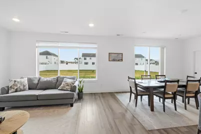 768 E 1100 S, Hyrum, UT 84319 - Photo 6