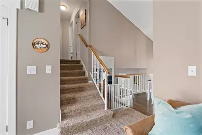 1096 N 1100 W, Farmington, UT 84025 - Photo 4