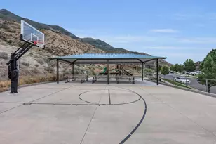 10432 N Sage Vista Ln, Cedar Hills, UT 84062 - Photo 30