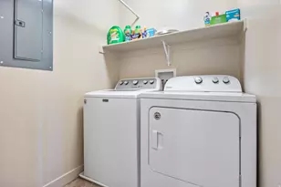 1148 W Seraphim Ct, Layton, UT 84041 - Photo 20