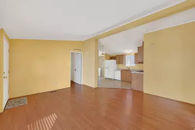 3676 S Willow River Rd Rd W #17, West Valley, UT 84119 - Photo 4