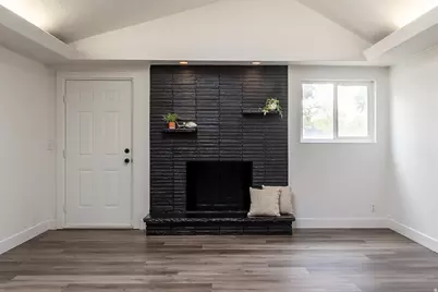 1220 S Redwood Dr W, Salt Lake City, UT 84104 - Photo 18