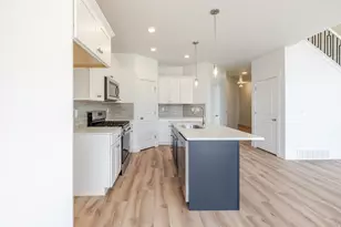 5286 S Acacia Dr, Mapleton, UT 84664 - Photo 8