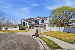 13129 S 3170 W, Riverton, UT 84065 - Photo 2