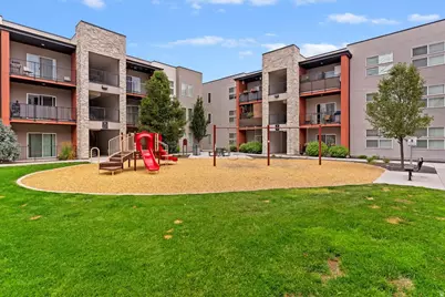 875 S Depot St #B355, Clearfield, UT 84015 - Photo 14