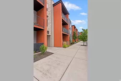 875 S Depot St #B355, Clearfield, UT 84015 - Photo 16