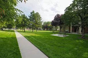 1817 W 7600 S, West Jordan, UT 84084 - Photo 30