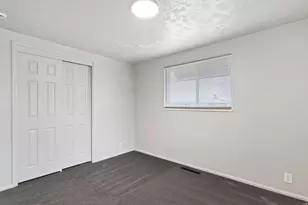 138 Lynnwood Dr, Clearfield, UT 84015 - Photo 12