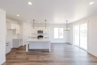 195 W Harmony Ridge Pkwy #601, Mapleton, UT 84664 - Photo 4