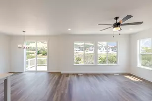 195 W Harmony Rdg Pkwy, Mapleton, UT 84664 - Photo 10