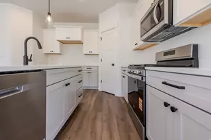 195 W Harmony Rdg Pkwy, Mapleton, UT 84664 - Photo 8