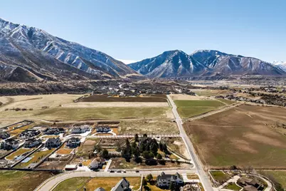 120 E Magnolia Ln #1, Mapleton, UT 84664 - Photo 18