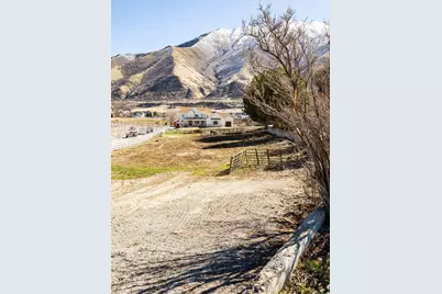 120 E Magnolia Ln #1, Mapleton, UT 84664 - Photo 14