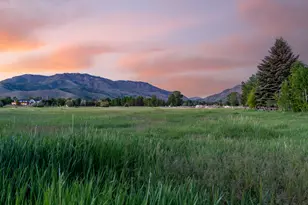 8822 E Eagle Way N, Huntsville, UT 84317 - Photo 1