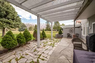 113 N Hillsborough Dr, Pleasant View, UT 84414 - Photo 18