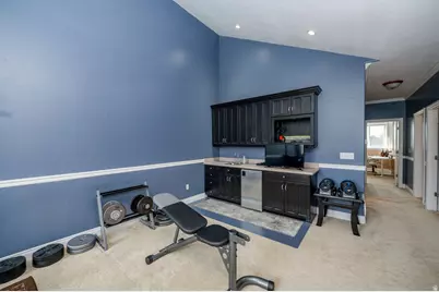 113 N Hillsborough Dr, Pleasant View, UT 84414 - Photo 14