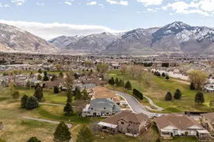 113 N Hillsborough Dr, Pleasant View, UT 84414 - Photo 26