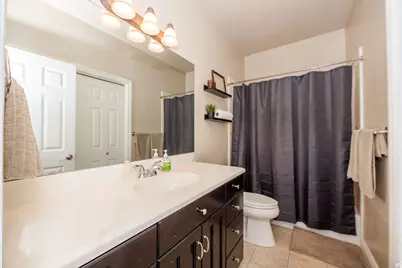 113 N Hillsborough Dr, Pleasant View, UT 84414 - Photo 20