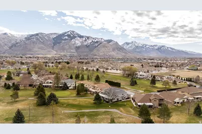 113 N Hillsborough Dr, Pleasant View, UT 84414 - Photo 30