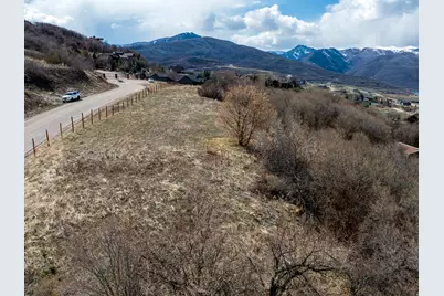 1215 S Via Monaco Dr E #1, Huntsville, UT 84317 - Photo 10