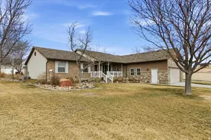 395 E 300 S, Gunnison, UT 84634 - Photo 36