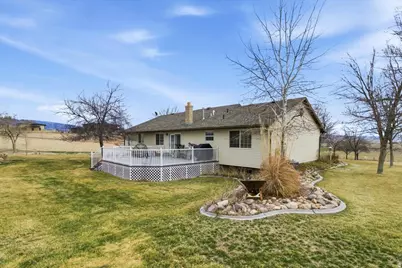 395 E 300 S, Gunnison, UT 84634 - Photo 40