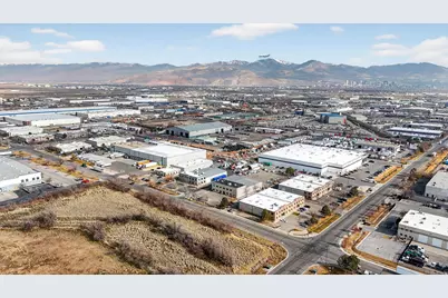 1055 S 3600 W, Salt Lake City, UT 84104 - Photo 18