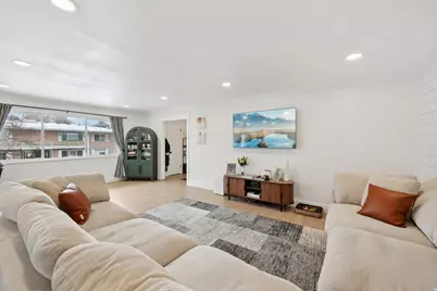 2193 E Carriage Ln #30, Salt Lake City, UT 84117 - Photo 4