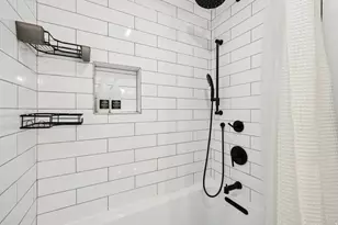 2193 E Carriage Ln, Salt Lake City, UT 84117 - Photo 12