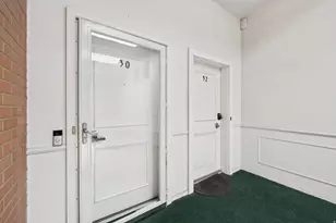 2193 E Carriage Ln, Salt Lake City, UT 84117 - Photo 2