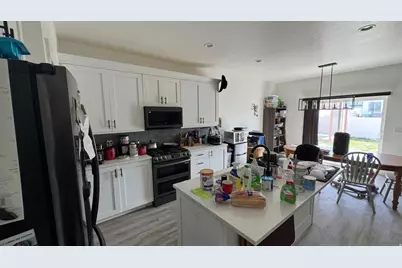 711 W 660 S, Tooele, UT 84074 - Photo 8