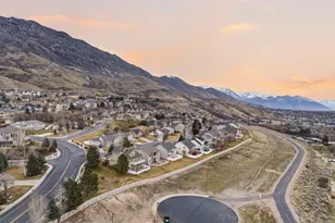 8987 N Cottage Cyn Dr, Cedar Hills, UT 84062 - Photo 2