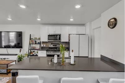 266 N Portside Ln, Saratoga Springs, UT 84045 - Photo 10