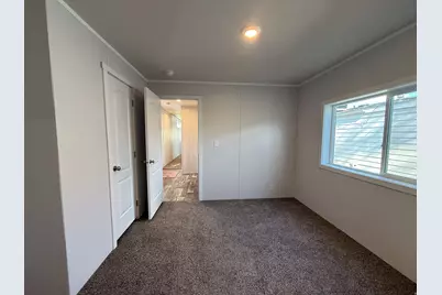 75 W 250 N #78, Clearfield, UT 84015 - Photo 8