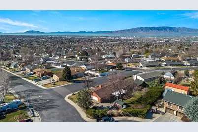 1541 E Blackhawk Dr S, Pleasant Grove, UT 84062 - Photo 30