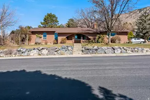 1541 E Blackhawk Dr S, Pleasant Grove, UT 84062 - Photo 24