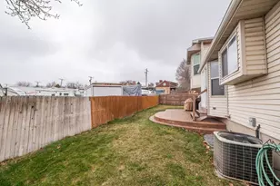 587 E Eastpointe Cir N, North Salt Lake, UT 84054 - Photo 32